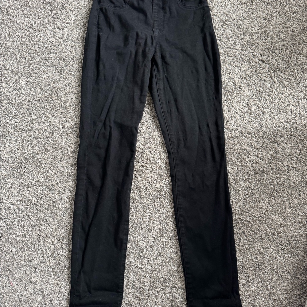 Black Skinny pants
